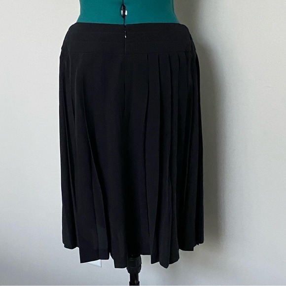 Chanel Pleated Silk Skirt - Vintage 2000’s - Picture 2 of 9